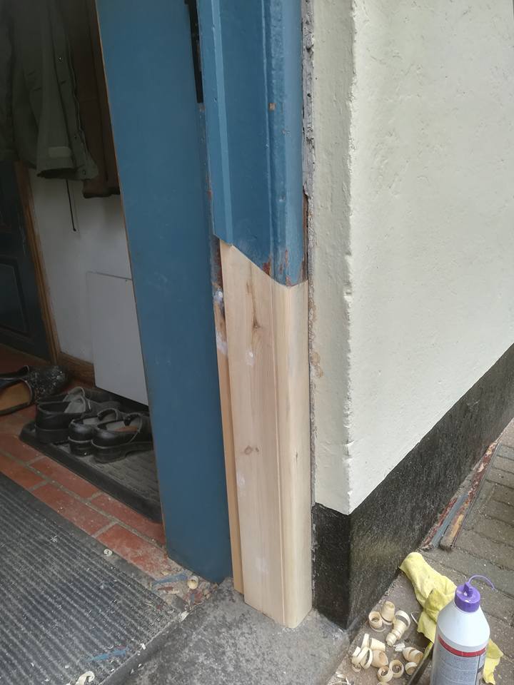 Renovering af dørkarm